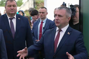 В Речицком районе провели эксперимент для Лукашенко — взяли на работу в колхоз узбеков