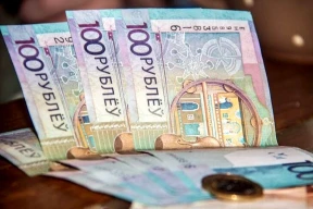 Зарплаты в долларах в Беларуси снова на максимумах. А почему?